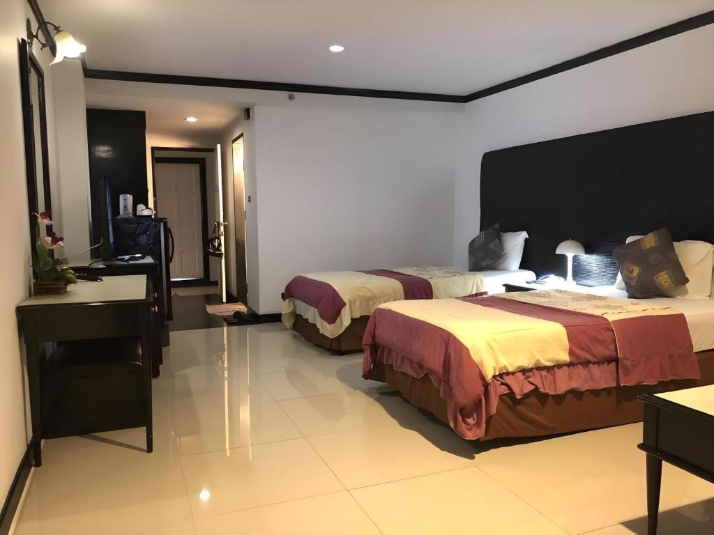 Town In Town Gardent Resort 曼谷 外观 照片