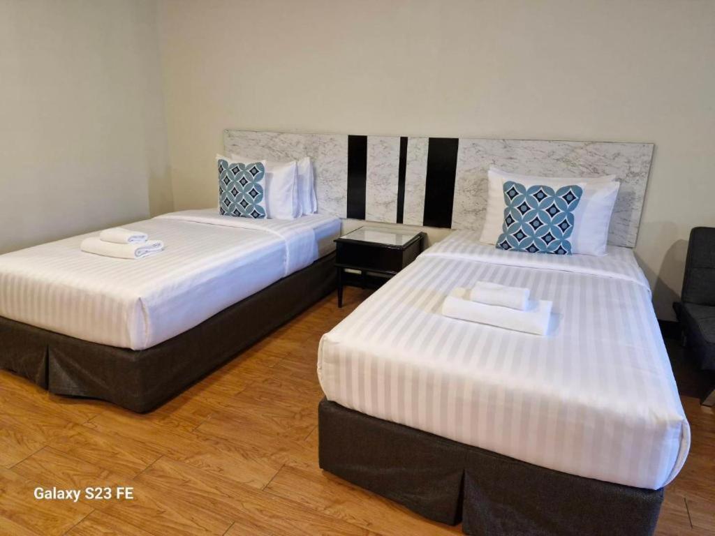 Town In Town Gardent Resort 曼谷 外观 照片